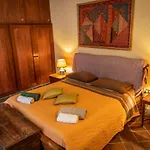 Massimo Teather Suite