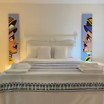 Surfinia\'S Home