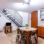Malu Holiday Apartment - Cattedrale