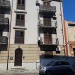Nice Apartment In The Center Of Palermo - Bivani Via Colonna Rotta
