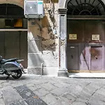 Vittorio Emanuele Charming Central Flats