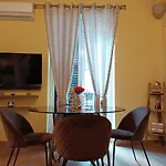 Le Maioliche Apartment
