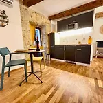 Corrieri Little Apartment