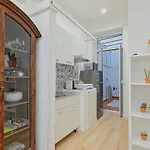 Costantino 11 Central Welcoming Apt X4