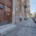 Sicily House - Cozy Apartment Near Ballaro Market