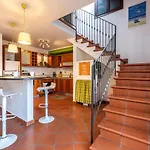Vicere\' Apartment Maqueda