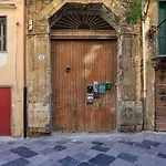 A\' Baddaro - Capo Room