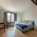 Porta Di Castro Design Apartment With Terrace By Wonderful Italy