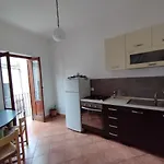 Apartment By The Market