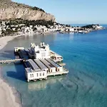 Mondello Manick Mare