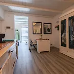 Elly Holiday House