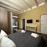 Palermo Inn Studios