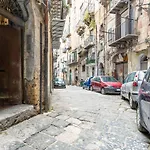 Vucciria Central Flat With Small Terrace