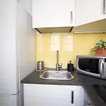 Iflat Downtown House