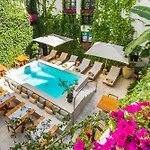 Casa Nostra Luxury Suites & Spa