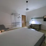 Casa Velasquez