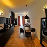 Giglio Luxury Apartment In Casa Professa
