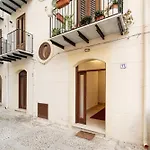 Tarzana 11 Apartment - Cala Di Palermo