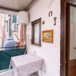 Alessandra Little Apartment