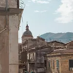 Terrazza Sul Mercato. Your House In Ballaro