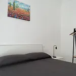 Maqueda\'S Apartment