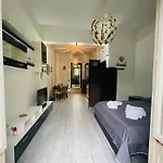 Leo\'S Home