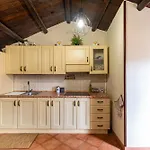 Large Historic Apt In Palermo