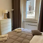 Loggiato Palazzo San Matteo