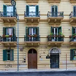 Ermosa Suite