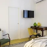 Ermosa Suite