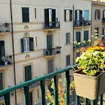 Di Fresco Apartments - Holiday House