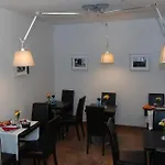 Ucciardhome Hotel