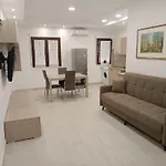 Sweet Sweet House
