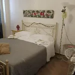 B&B \