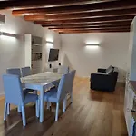 Casa Azzurra - Palazzo Del Buonpastore