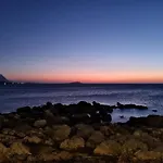 Lovely Apartment In Palermo-Sferracavallo