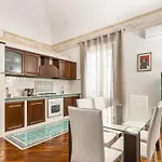 Florio Apartment