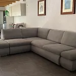Finc House