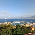 Rineddahouse Panoramico Vista Mare Con Parcheggio Privato