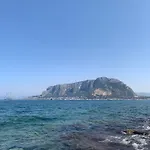 Casa Giorgia Mondello