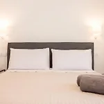 Luxury Jacuzzi Villa Atena