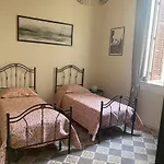 Esse Rooms
