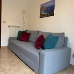 Gigi\'S Apartment