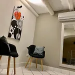 Vicolo Carini Home