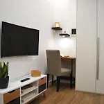 Rosato Suites 2 - Appartamento Moderno E Confortevole Con Spazio Esterno Tra Mondello E Il Centro Storico