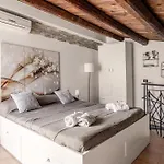 Sofia\'S Apt Loft Incantevole Con Terrazza Privata