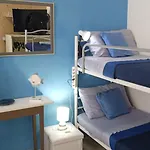 Casa Amari Alla Zisa Hostel