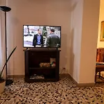 Casa Marele