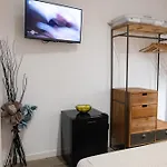 Una Room
