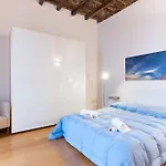 Elegante Appartamento In Centro